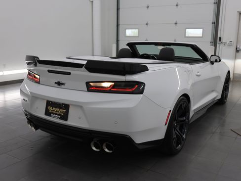 Used 2018 Chevrolet Camaro ZL1 RWD image 59