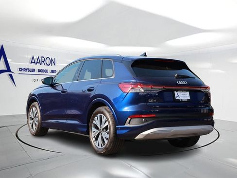 Used 2023 Audi Q4 e-tron Premium Plus w/ Premium Plus RWD image 2
