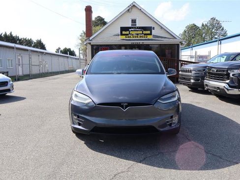 Used 2016 Tesla Model X 90D image 2