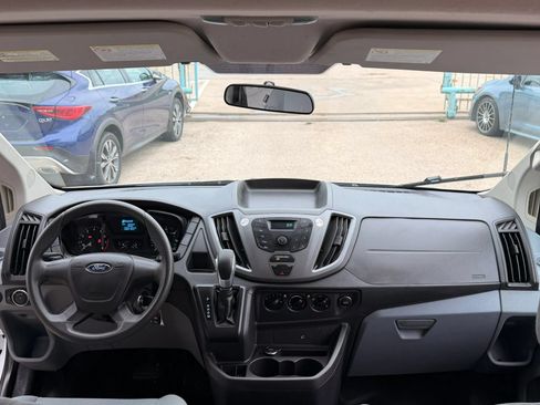Used 2015 Ford Transit 250 148 Low Roof RWD image 17