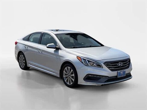 Used 2016 Hyundai Sonata Limited image 13