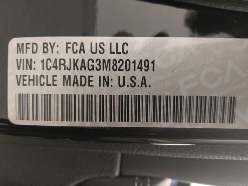 Used 2021 Jeep Grand Cherokee L Laredo w/ Luxury Tech Group I image 33