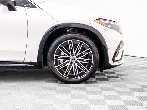 Used 2023 Mercedes-Benz EQS 580 4MATIC SUV image 42