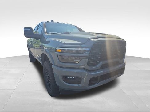New 2026 RAM 2500 Limited AWD/4WD image 4