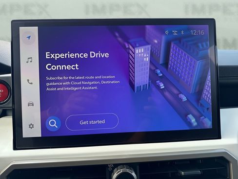 Used 2024 Toyota Tacoma TRD Sport w/ TRD Sport Upgrade Package image 19