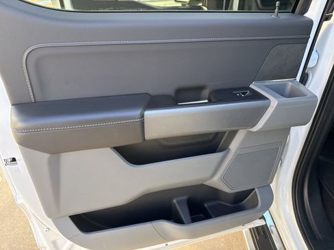 Used 2024 Ford F150 XLT image 9