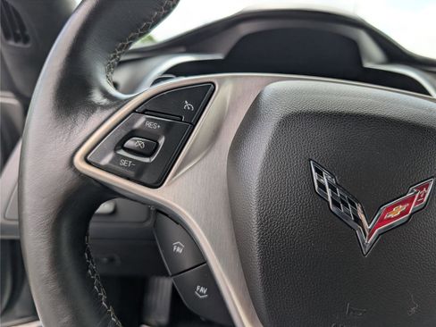Used 2016 Chevrolet Corvette Z06 w/ 3LZ Preferred Equipment Group RWD image 18