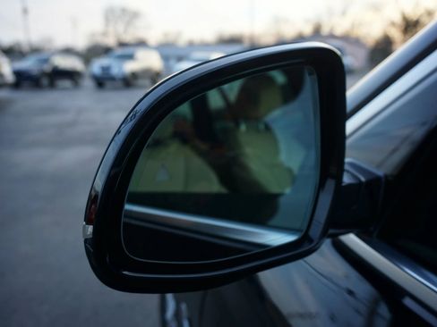 Used 2019 BMW X3 xDrive30i w/ Premium Package image 32