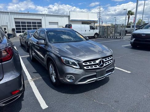 Used 2019 Mercedes-Benz GLA 250 4MATIC image 1