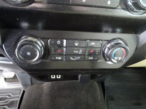 Used 2020 Ford F150 XLT w/ Equipment Group 302A Luxury image 10