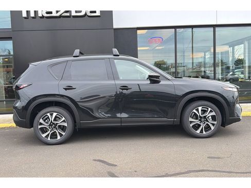 New 2026 MAZDA CX-5 Preferred image 2