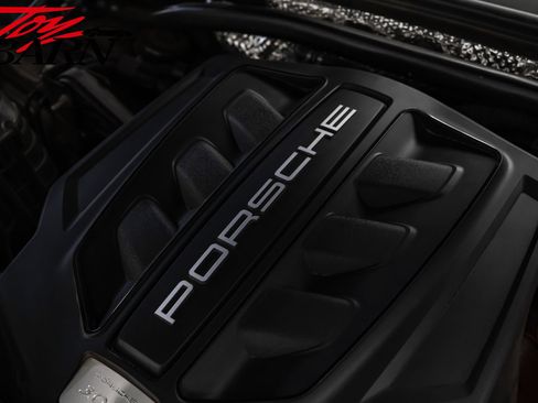 Used 2018 Porsche Macan GTS image 54