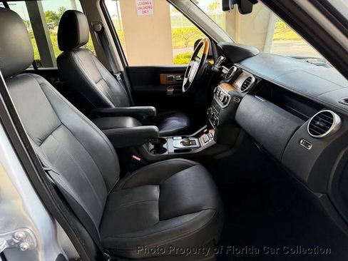 Used 2015 Land Rover LR4 HSE LUX image 39