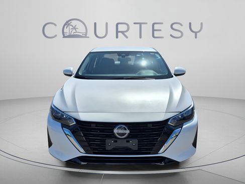 Certified 2024 Nissan Sentra SV FWD image 10