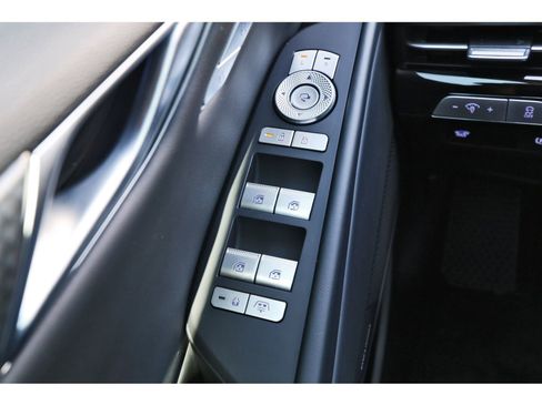 Used 2025 Genesis G80 2.5T Sport Prestige image 22