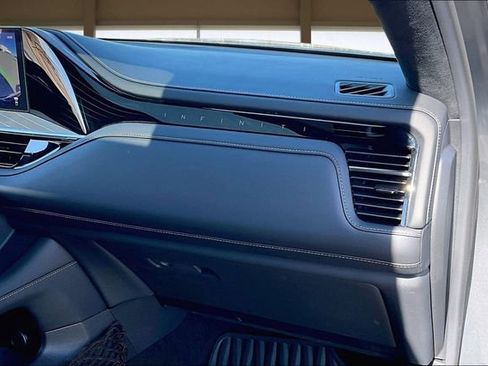 Used 2026 INFINITI QX80 Autograph image 17