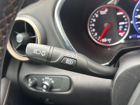 Used 2023 Chevrolet Blazer Premier w/ Enhanced Convenience Package image 32