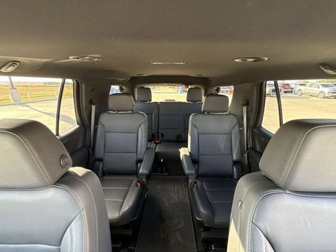 Used 2026 Chevrolet Tahoe LT w/ Comfort Package RWD image 36