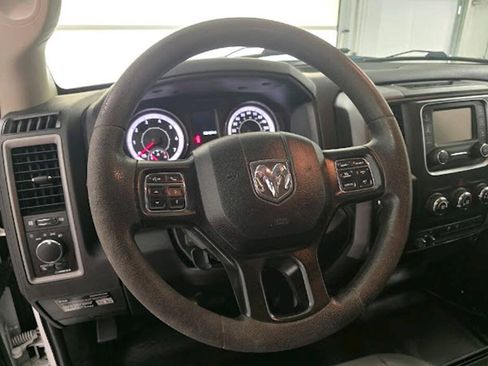 Used 2022 RAM 1500 Tradesman w/ Chrome Appearance Group AWD/4WD image 14