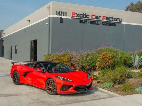 Used 2020 Chevrolet Corvette w/ 2LT Preferred Equipment Group image 1