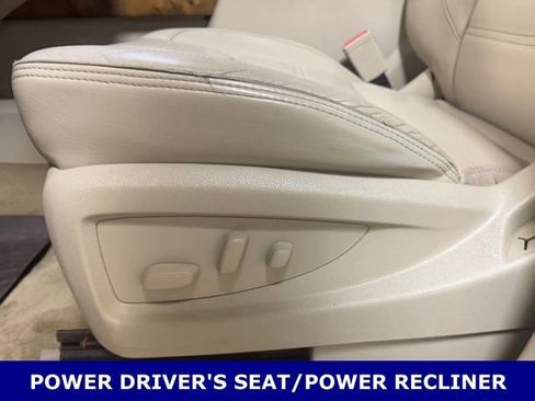 Used 2017 GMC Yukon Denali image 17