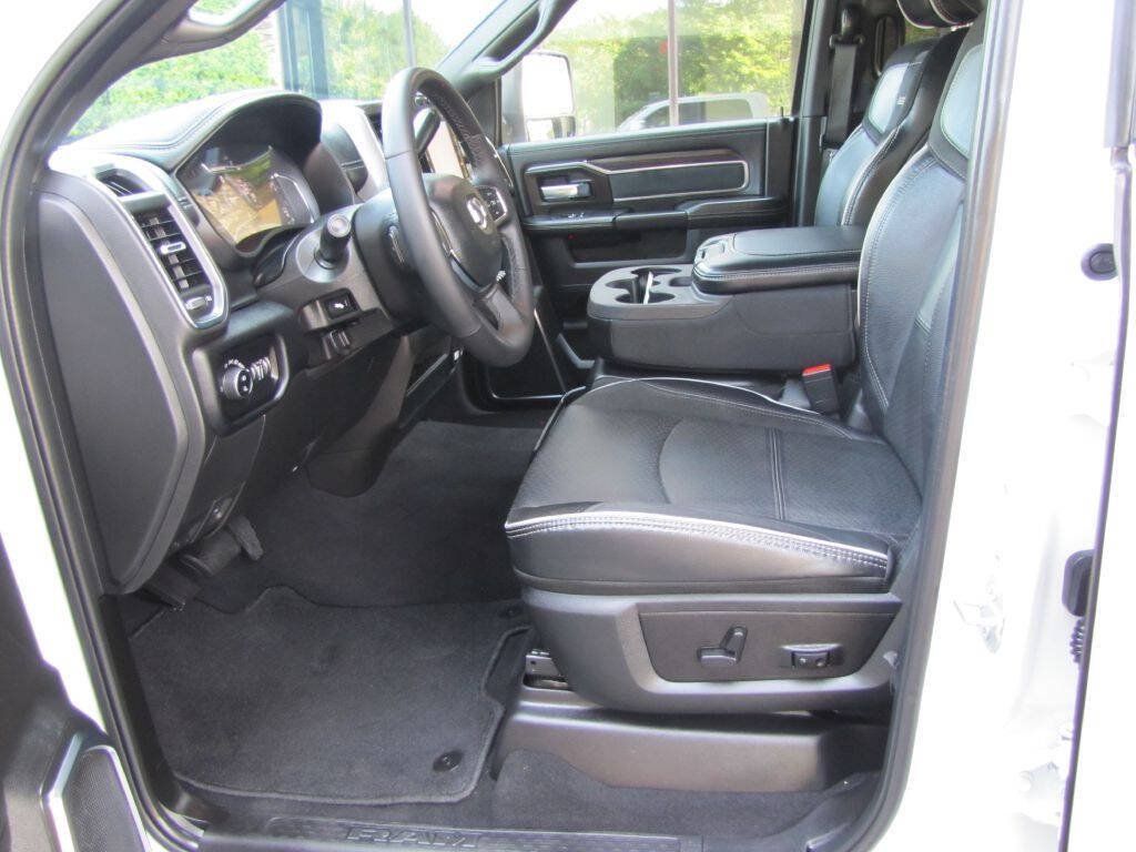 Used 2026 RAM 2500 Laramie AWD/4WD image 12