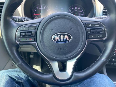 Used 2017 Kia Sportage EX w/ EX Technology Package AWD/4WD image 18