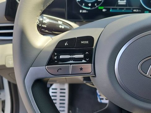 New 2026 Hyundai Elantra SEL FWD image 7