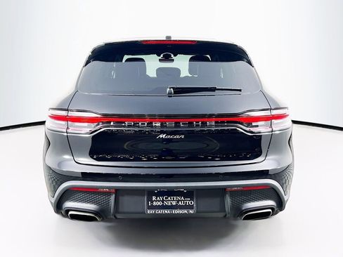 New 2026 Porsche Macan Base image 10