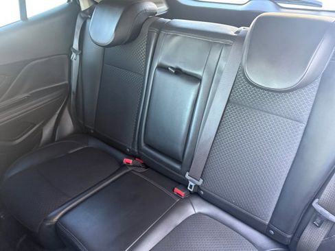 Used 2019 Buick Encore Preferred image 11