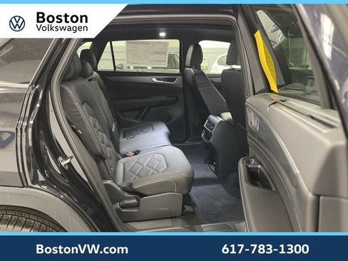 New 2026 Volkswagen Atlas Cross Sport SE image 10