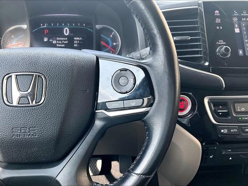 Used 2020 Honda Pilot Touring image 24