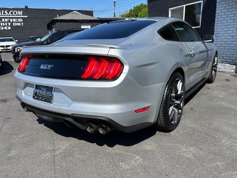 Used 2018 Ford Mustang GT Premium RWD image 39