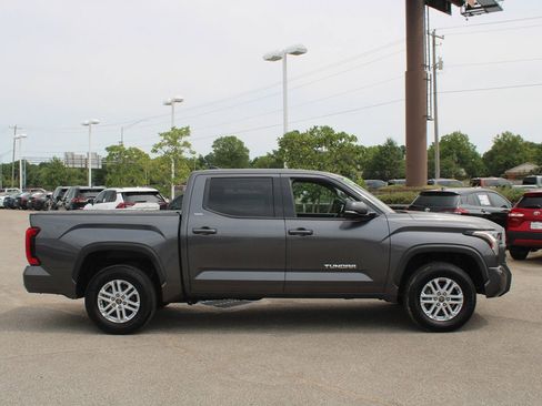 Used 2022 Toyota Tundra SR5 image 21