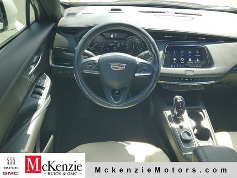 Used 2022 Cadillac XT4 Sport w/ Comfort Package FWD image 26
