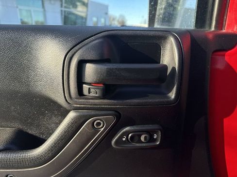 Used 2014 Jeep Wrangler Unlimited Sport w/ Quick Order Package 23S AWD/4WD image 20