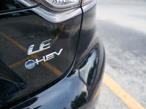 Used 2026 Toyota Corolla LE FWD image 12