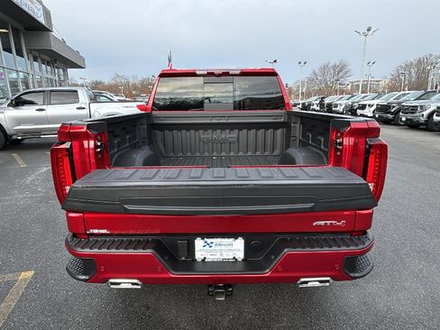 Certified 2025 GMC Sierra 1500 AT4 w/ AT4 Premium Package image 31