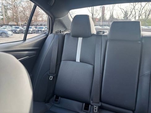 Used 2025 Toyota Camry SE image 37