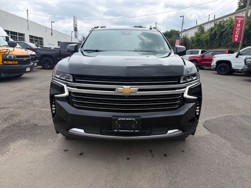 Used 2023 Chevrolet Tahoe LT w/ Luxury Package AWD/4WD image 2