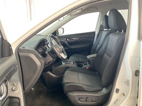 Used 2017 Nissan Rogue SV AWD/4WD image 19