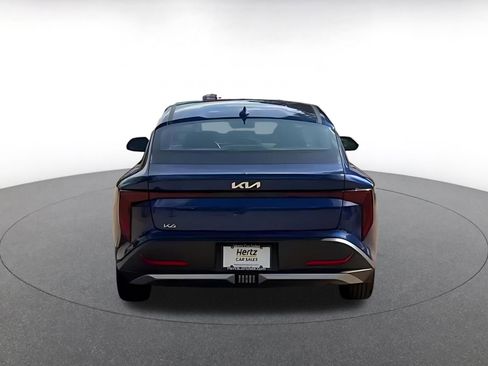 Used 2025 Kia K4 LXS image 12