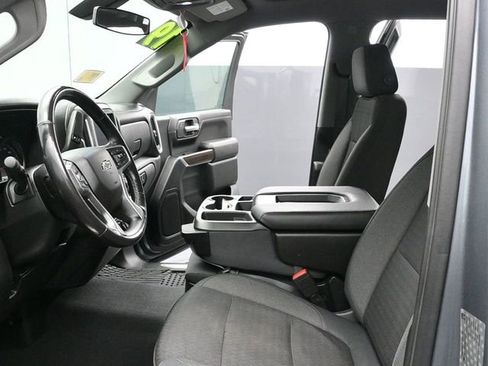 Used 2019 Chevrolet Silverado 1500 LT Trail Boss w/ Convenience Package image 18