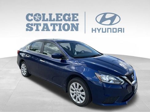 Used 2016 Nissan Sentra SV FWD image 3