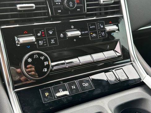 New 2026 Nissan Armada Platinum Reserve image 34