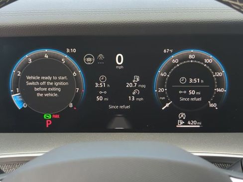 Certified 2025 Volkswagen Tiguan S image 28