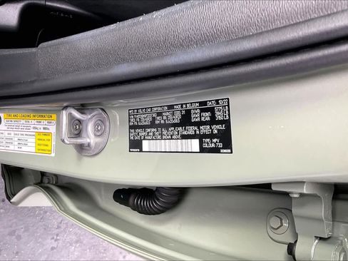 Used 2023 Volvo C40 P8 Recharge Ultimate image 35