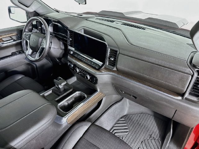 Used 2023 Chevrolet Silverado 1500 LT Trail Boss AWD/4WD image 30
