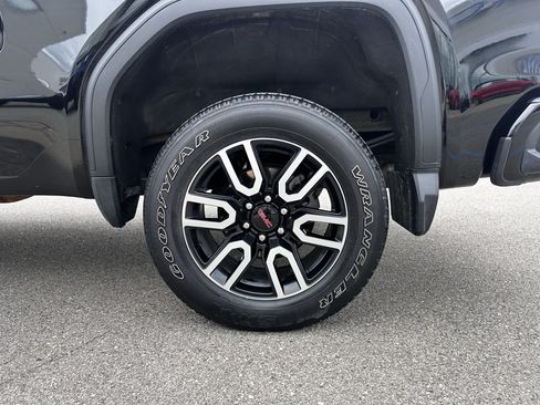 Used 2023 GMC Sierra 1500 AT4 w/ AT4 Preferred Package AWD/4WD image 20