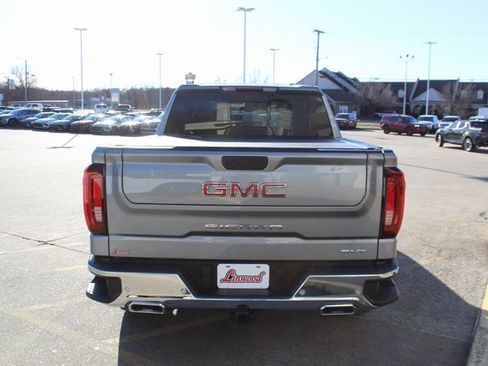 Used 2023 GMC Sierra 1500 SLT image 4